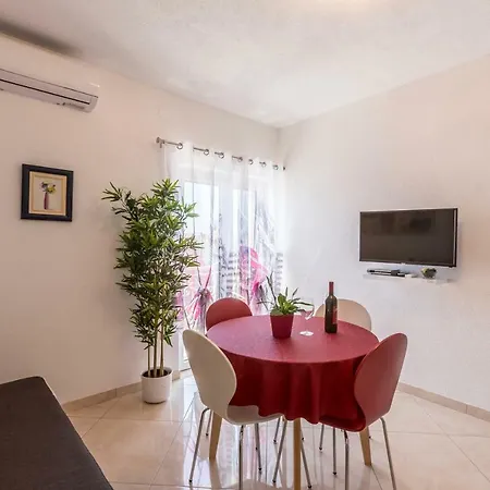 アパート Petra *